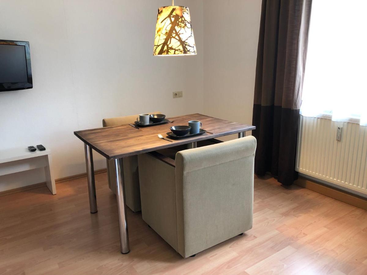 Ferienwohnung Mit 1 Schlafzimmer อัลเทนชไตก์ ภายนอก รูปภาพ